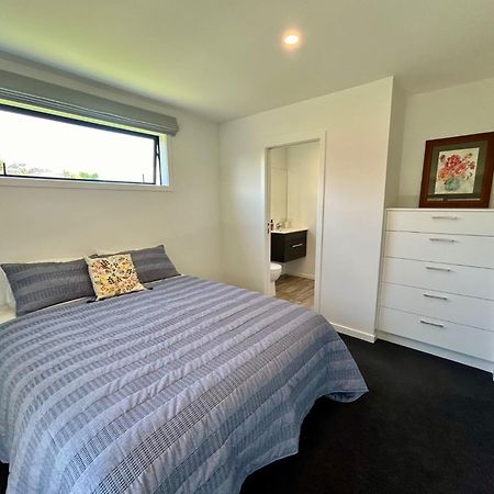 Modern Family Pad In Cromwell 빌라 외부 사진
