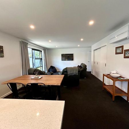 Modern Family Pad In Cromwell 빌라 외부 사진